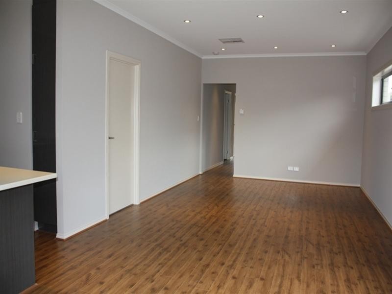 307 Railway Terrace, Taperoo SA 5017