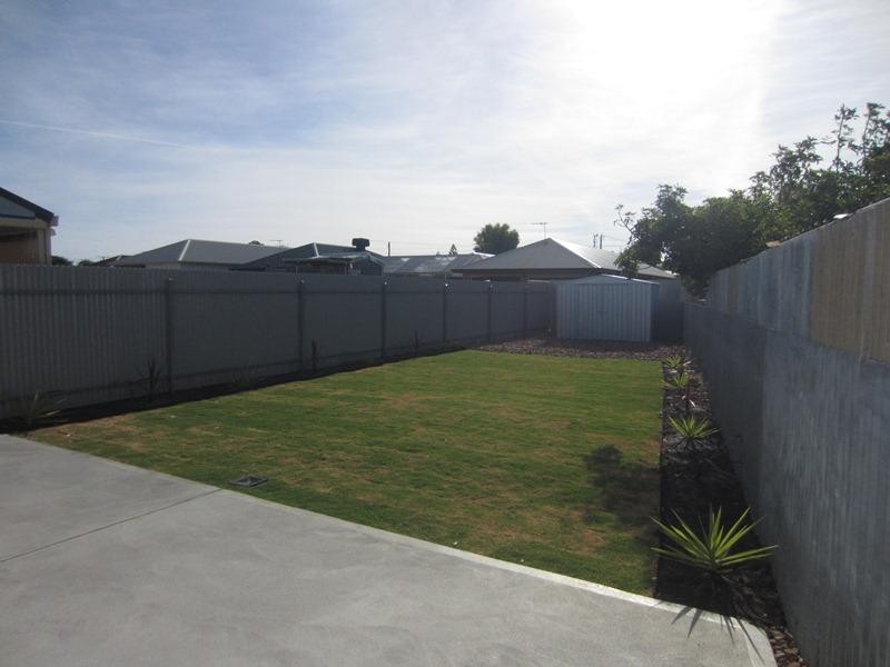307 Railway Terrace, Taperoo SA 5017