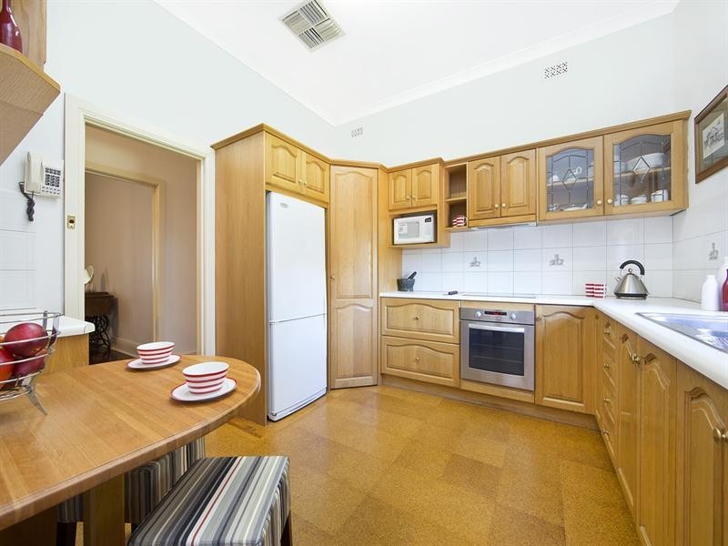 14 Stanley Street, Woodville SA 5011