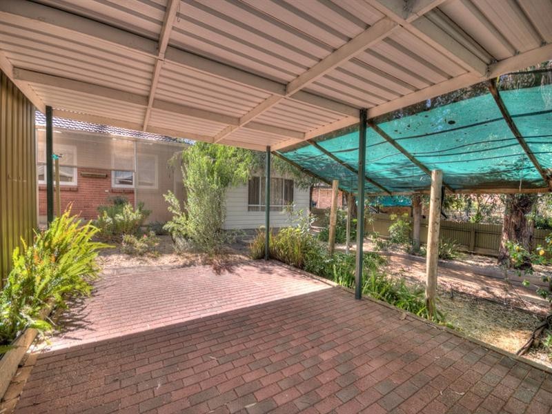 6 Tatiara Drive, Banksia Park SA 5091