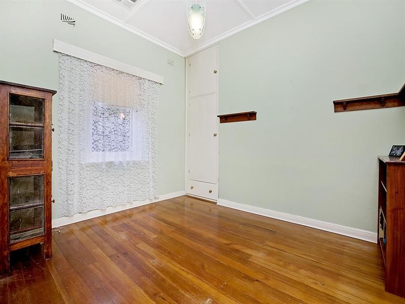 3 Headdey Court, Woodville South SA 5011