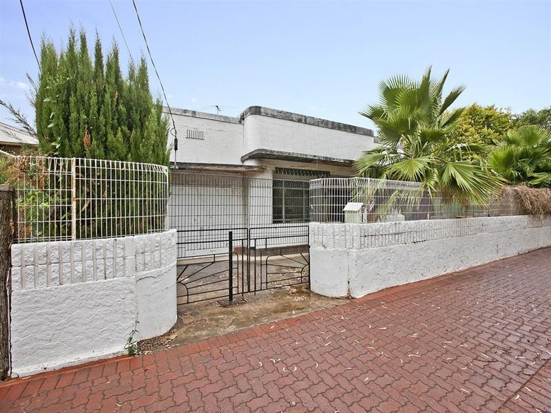 81 William Street, Beverley SA 5009