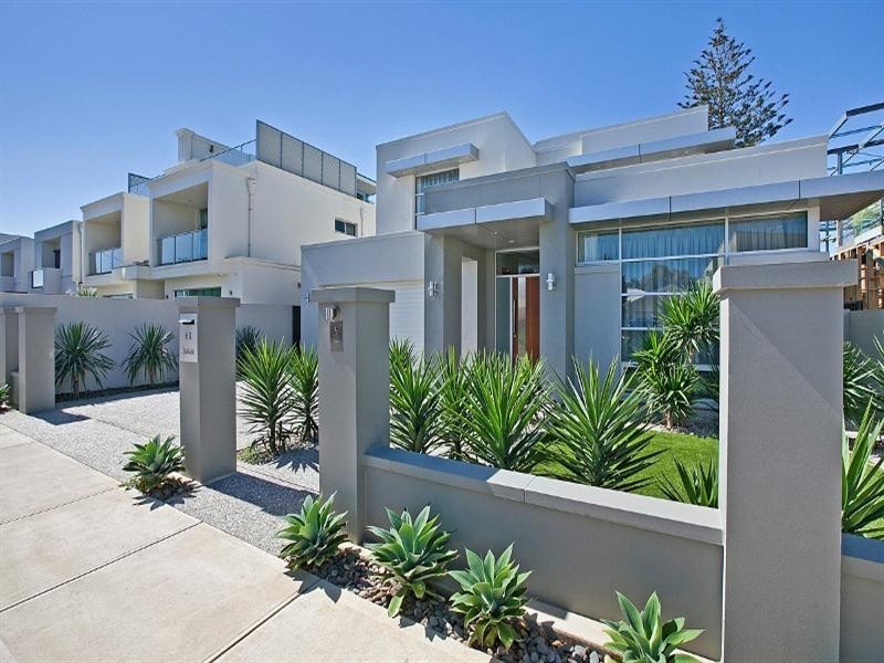 68 Seaview Road, Tennyson SA 5022