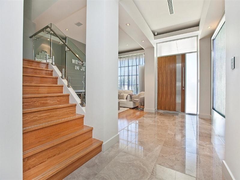 68 Seaview Road, Tennyson SA 5022