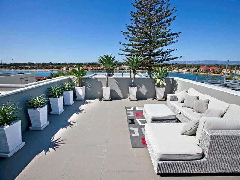 68 Seaview Road, Tennyson SA 5022