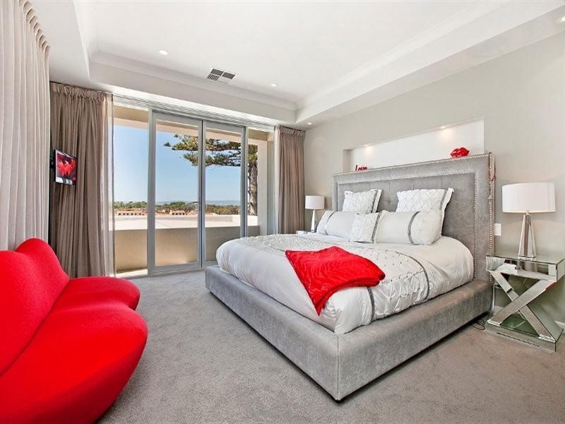 68 Seaview Road, Tennyson SA 5022