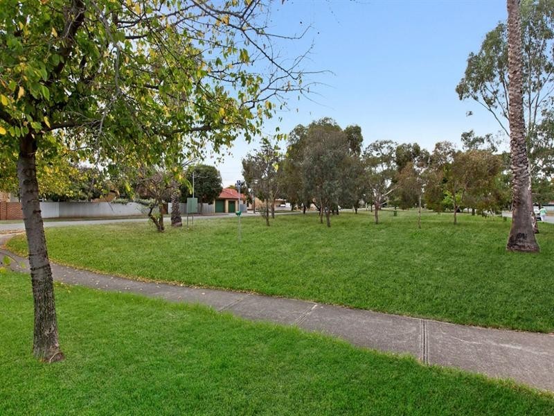 8/6A Burnley Street, Henley Beach South SA 5022