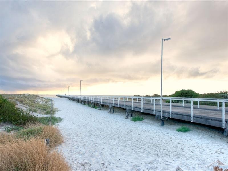 2/50 Esplanade, Semaphore SA 5019