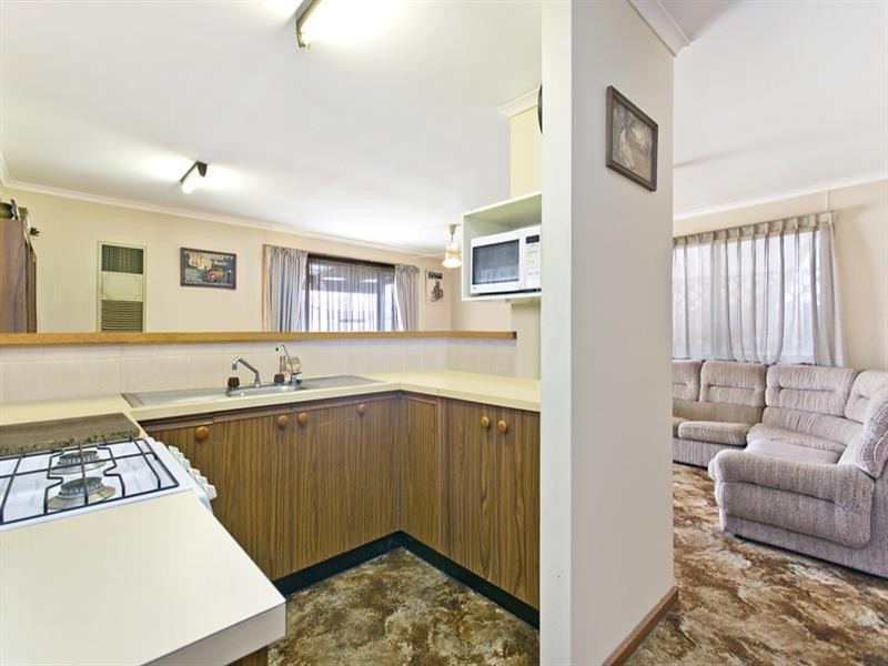 8 Shell Street, St Kilda SA 5110