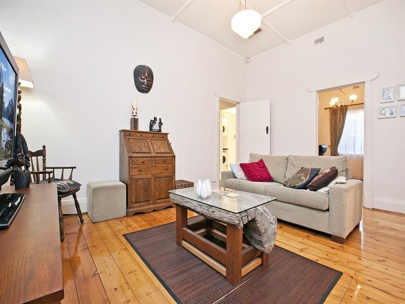 15 Milner Road, Hilton SA 5033