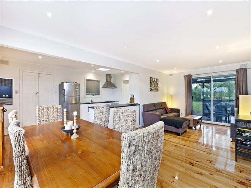 2 Charles Street, Christie Downs SA 5164