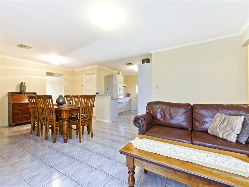 6 Wychwood Court, Findon SA 5023