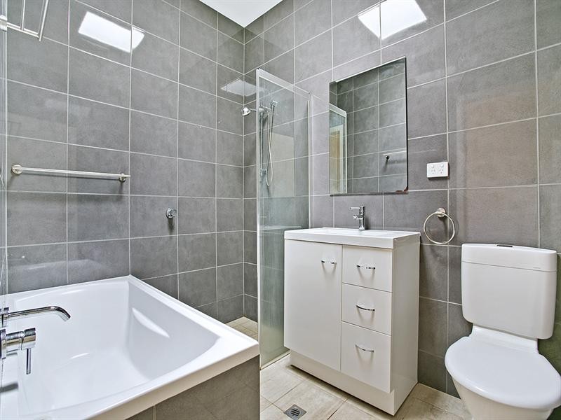 12 Layton Street, Fulham SA 5024