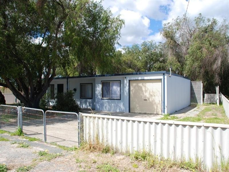 10 Tahiti Place, Jurien Bay WA 6516