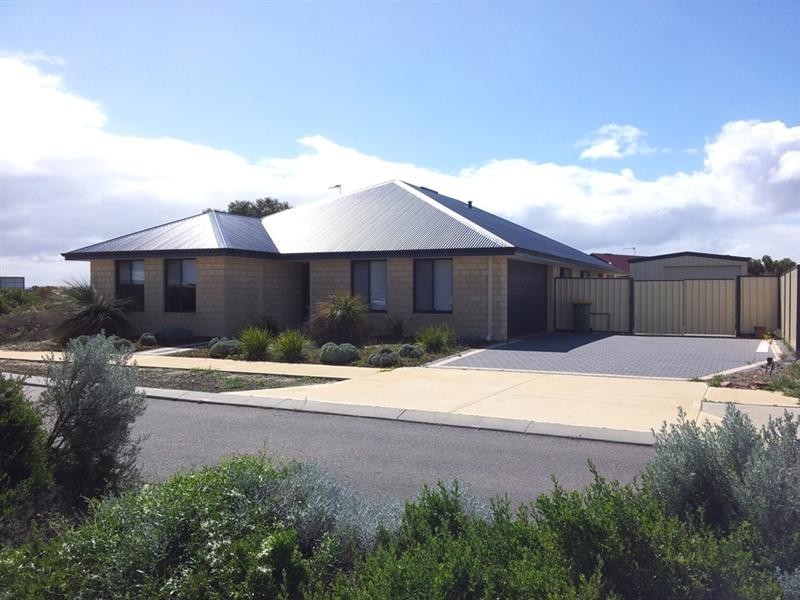 1 Meelup Drive, Jurien Bay WA 6516