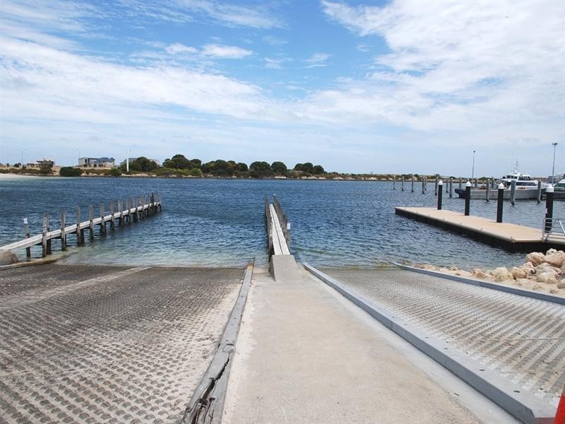 Lot 215 Ridge Way, Jurien Bay WA 6516