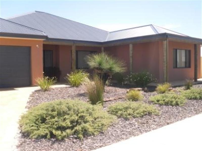 4 Drosera Way, Jurien Bay WA 6516