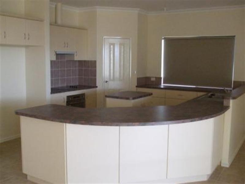 4 Drosera Way, Jurien Bay WA 6516