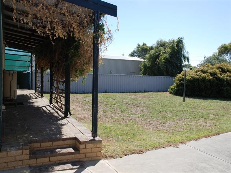 46 Hunter Crescent, Green Head WA 6514