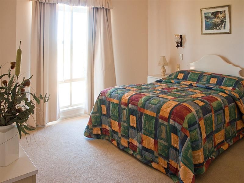 1 Heales Way, Green Head WA 6514