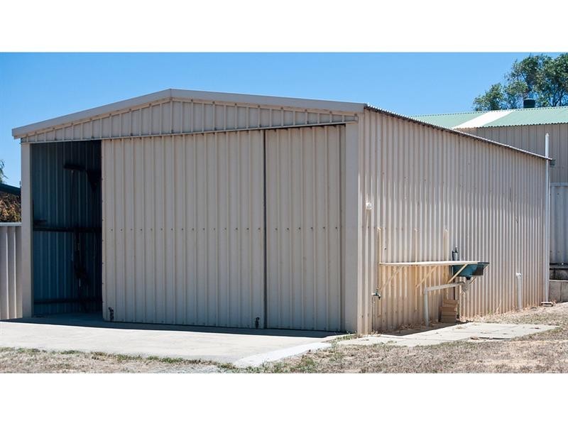 1 Heales Way, Green Head WA 6514