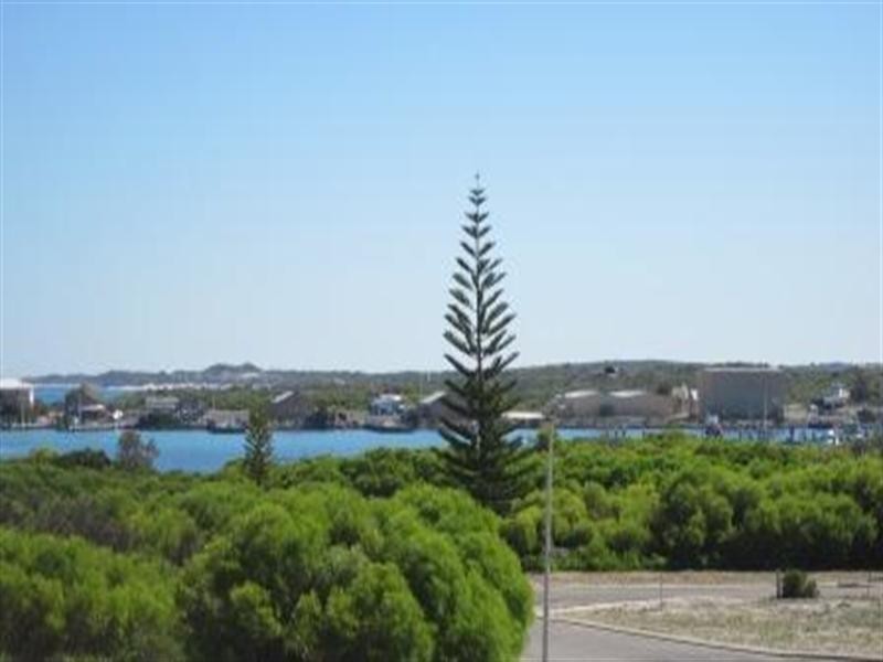 36 Casuarina Crescent, Jurien Bay WA 6516