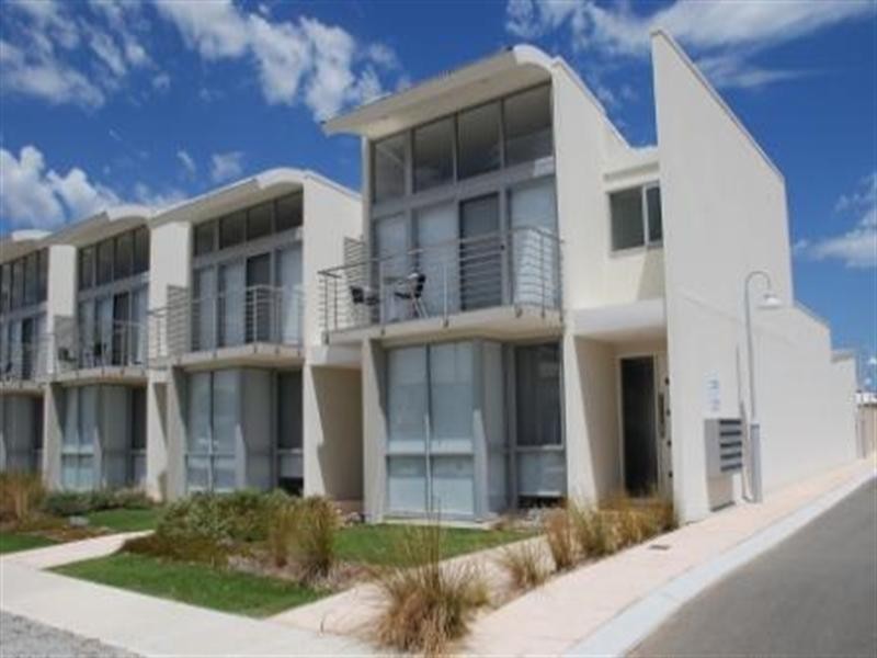 U 9 Waves 23 Dalton Street, Jurien Bay WA 6516