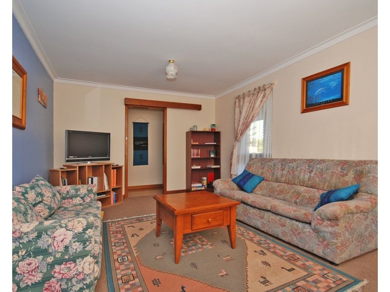 7 Tahiti Place, Jurien Bay WA 6516