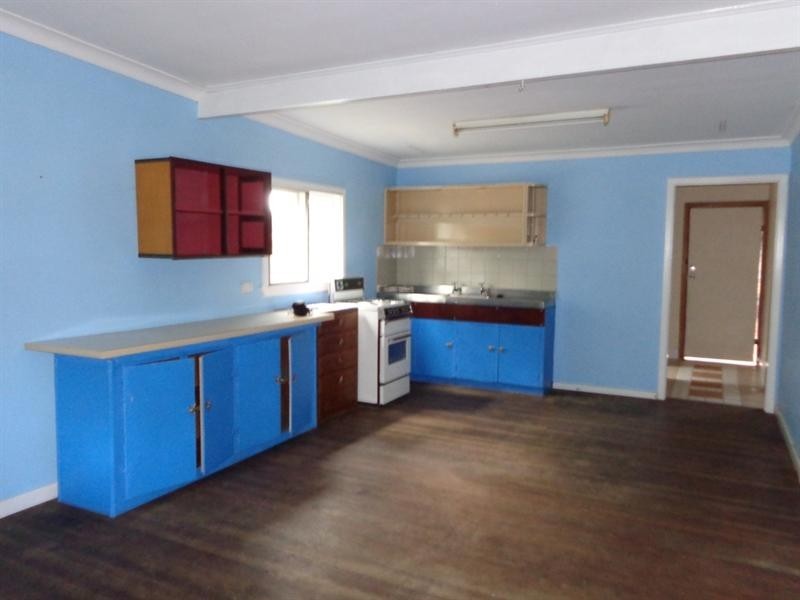 4 Battersby Road, Green Head WA 6514