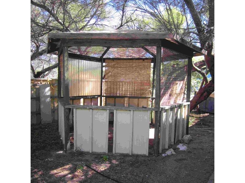 4 Battersby Road, Green Head WA 6514