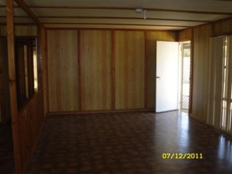 15 Tuart Street, Leeman WA 6514