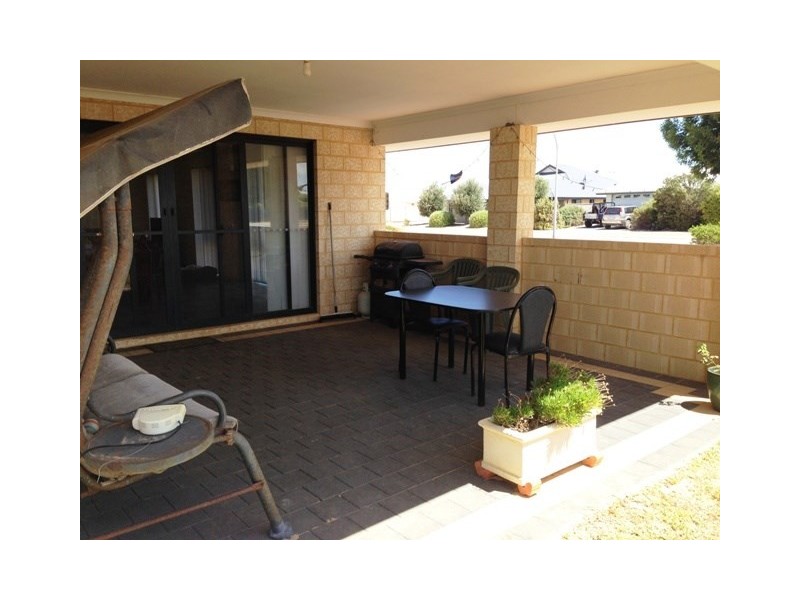 1 Meelup Drive, Jurien Bay WA 6516