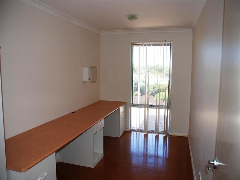 6 Grigson Street, Jurien Bay WA 6516