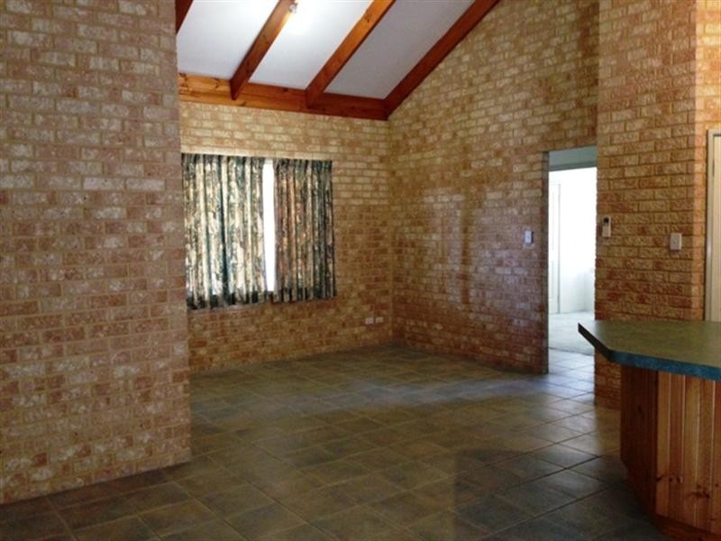 18B Seaward Drive, Jurien Bay WA 6516