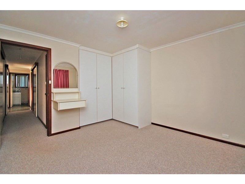 8 Whitburn Place, Jurien Bay WA 6516