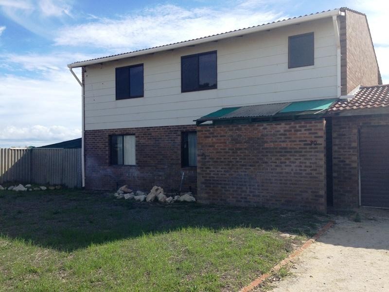 30 Coubrough Place, Jurien Bay WA 6516