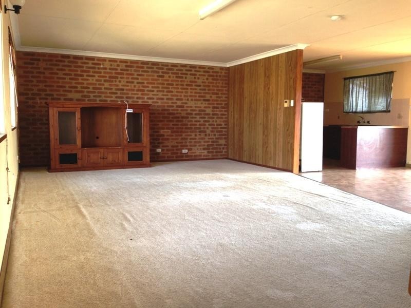 30 Coubrough Place, Jurien Bay WA 6516