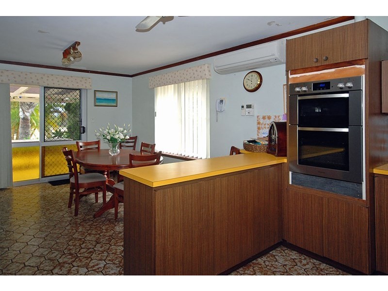 20 Grigson Street, Jurien Bay WA 6516