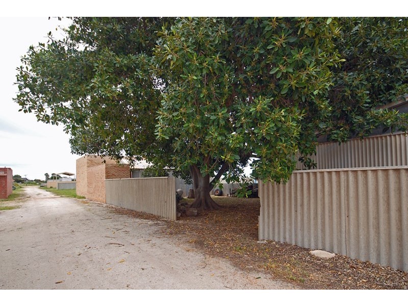 20 Grigson Street, Jurien Bay WA 6516