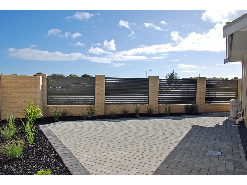 V8, 5 Moonlight Crescent, Jurien Bay WA 6516