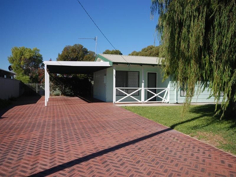 21 Elizabeth Way, Jurien Bay WA 6516