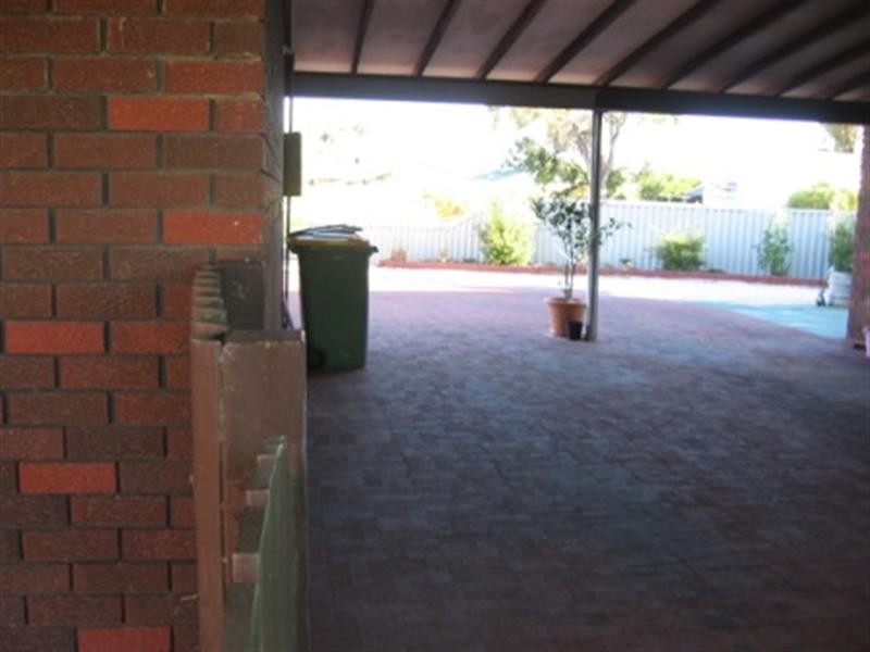 Unit 1/6 Heitman Close, Jurien Bay WA 6516