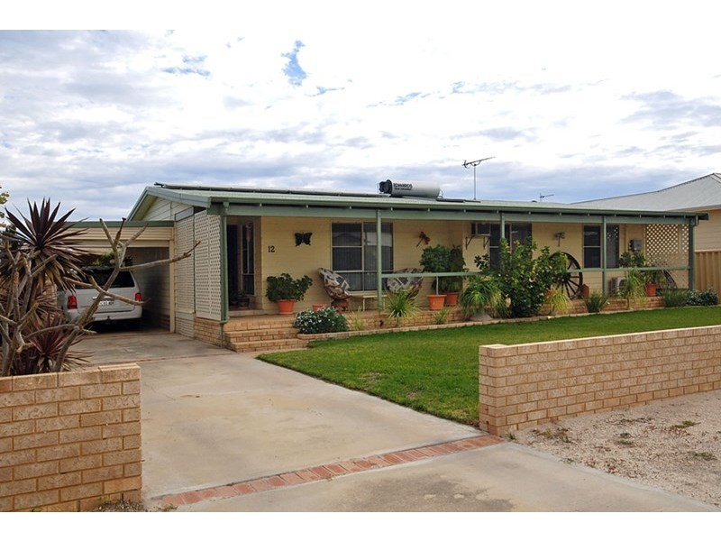 12 Shearwater Drive, Jurien Bay WA 6516