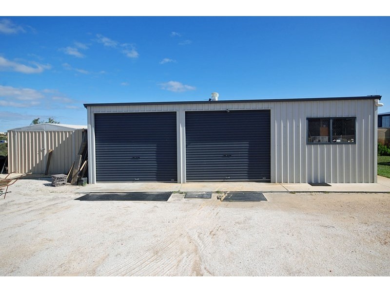 167 Sulina Crescent, Jurien Bay WA 6516