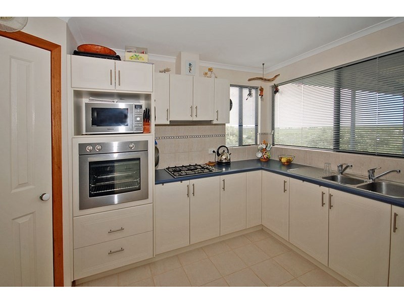 167 Sulina Crescent, Jurien Bay WA 6516