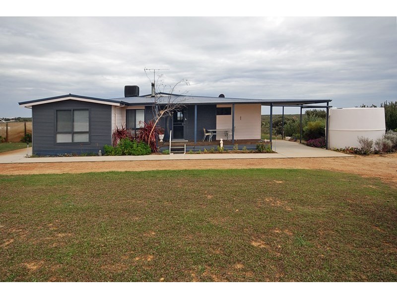 167 Sulina Crescent, Jurien Bay WA 6516