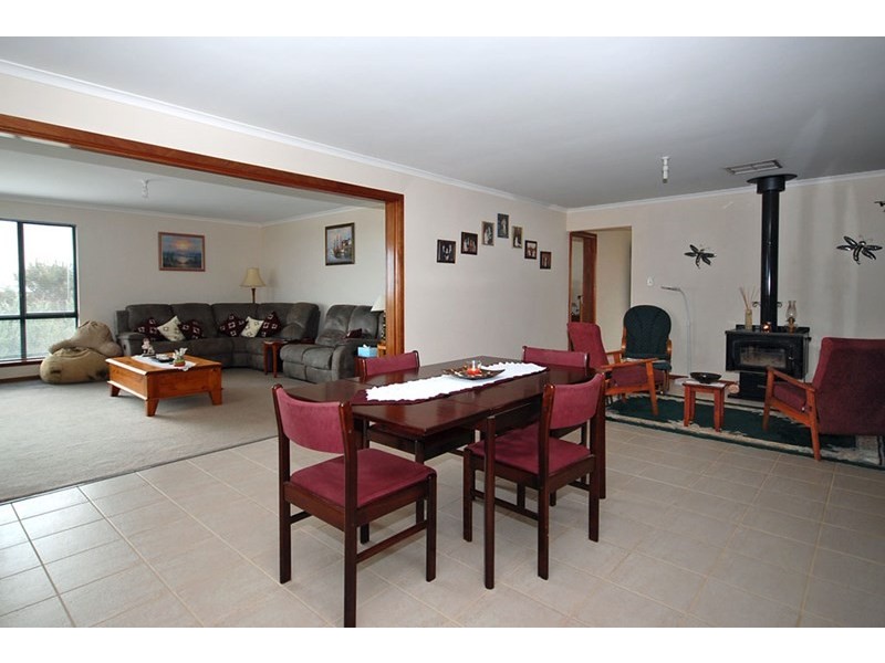 167 Sulina Crescent, Jurien Bay WA 6516