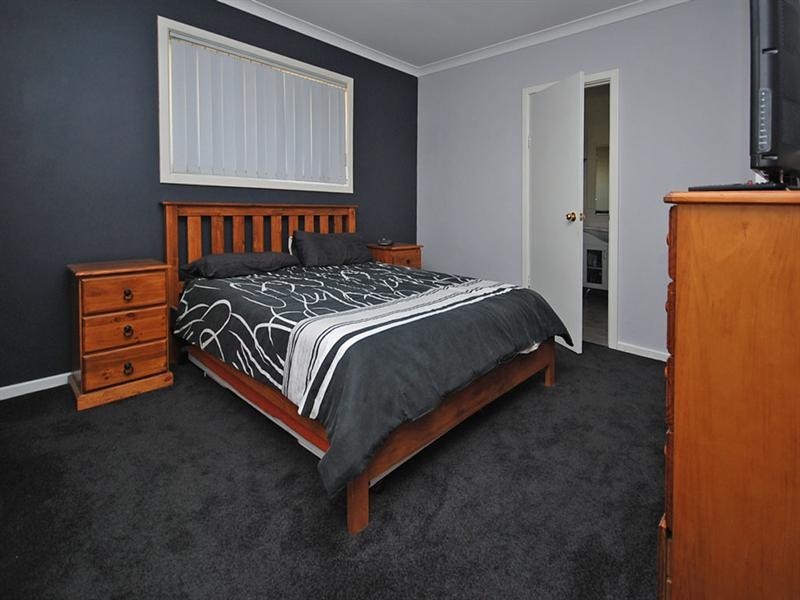 16 Whitfield Road, Jurien Bay WA 6516