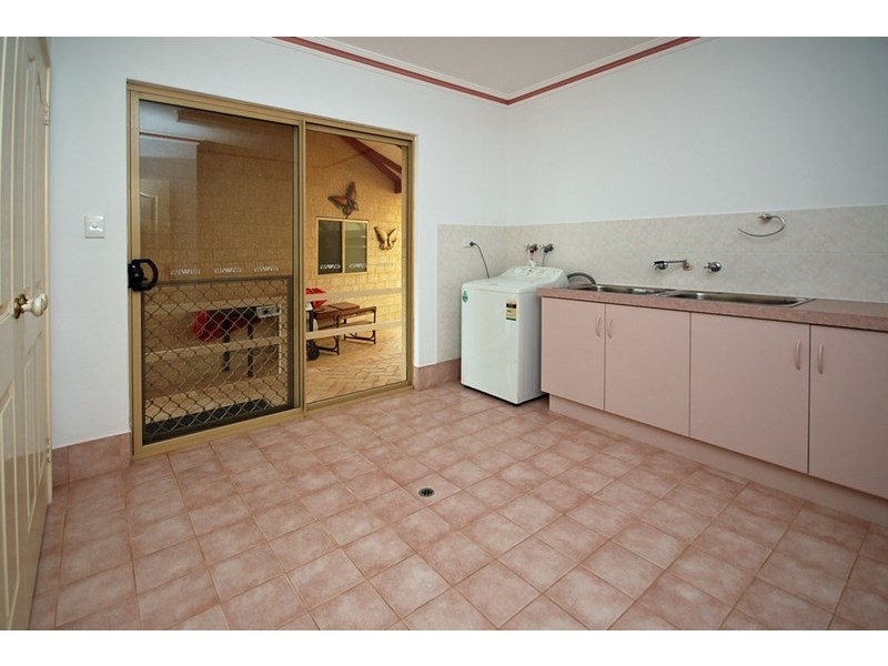 18 Casuarina Crescent, Jurien Bay WA 6516