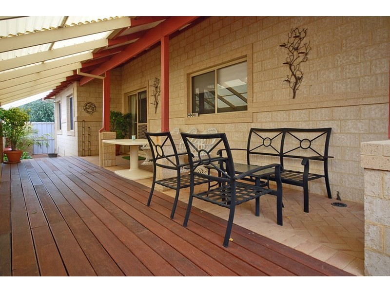 18 Casuarina Crescent, Jurien Bay WA 6516